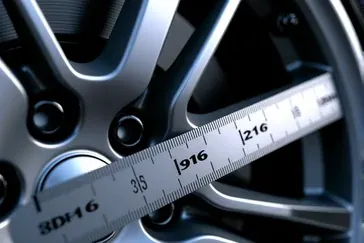 Szerokość felgi J – kompleksowy przewodnik po kluczowych parametrach kół